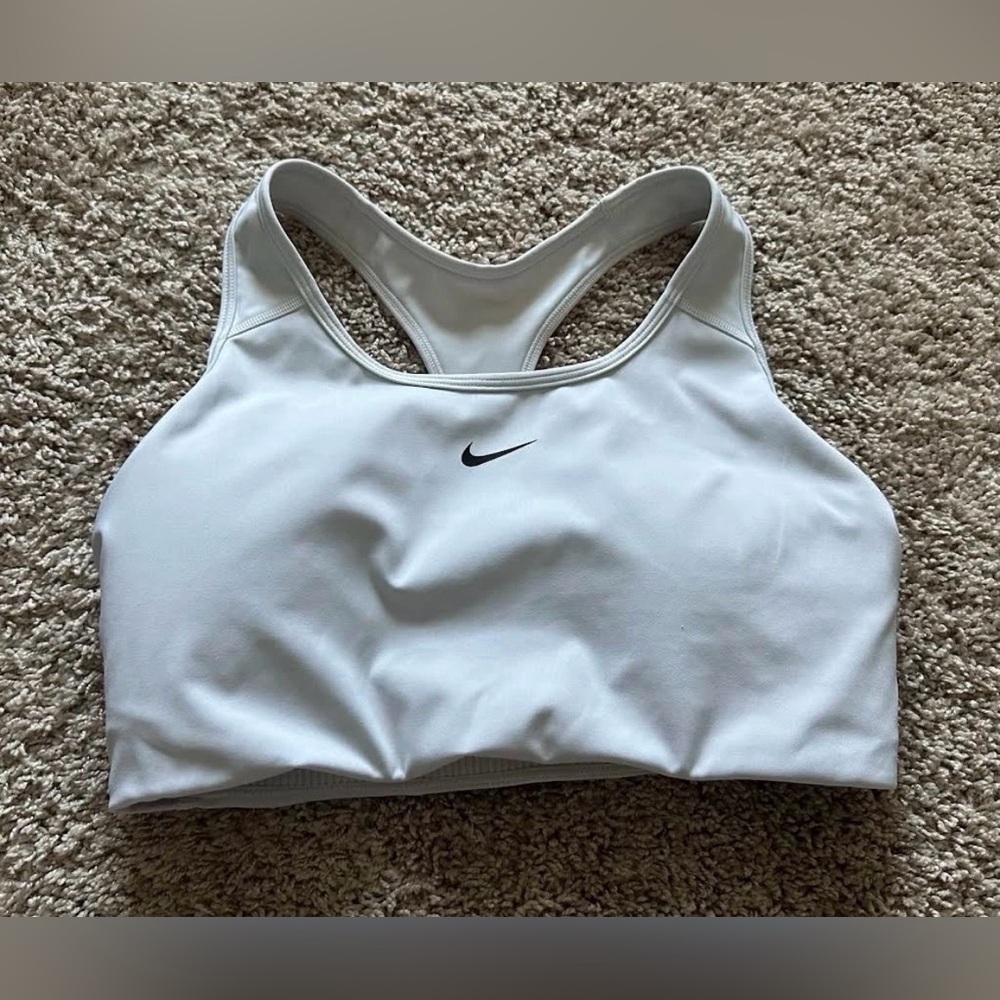 Nike Women's Sports Bra Medium Impact Removable Padding White Size XL